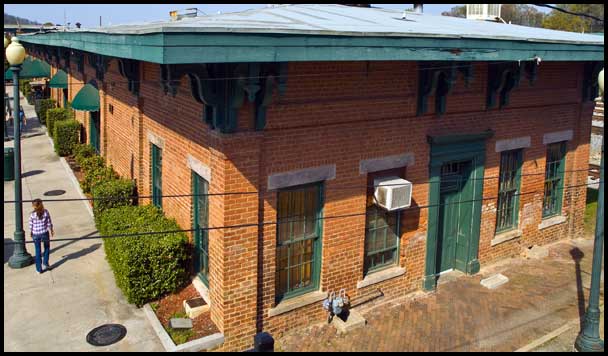 Western & Atlantic depot at Dalton