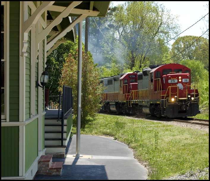 Georgia Northeastern train passes Holly Springs depot, 2015.