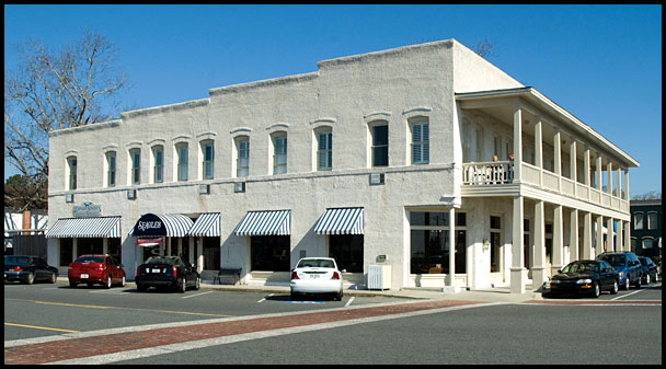 Riverview Hotel in St. Marys, GA