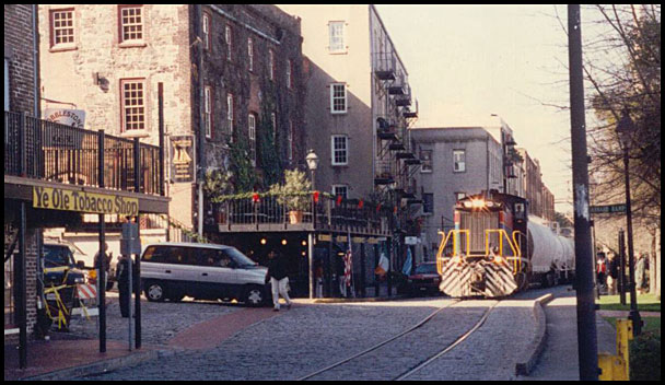 Streetrunning in Savannah.